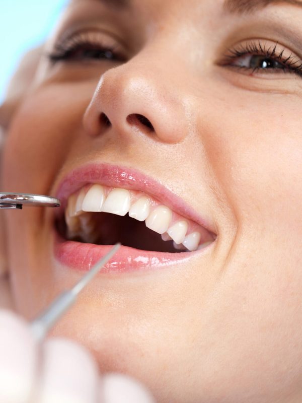 girl visit to the dentist